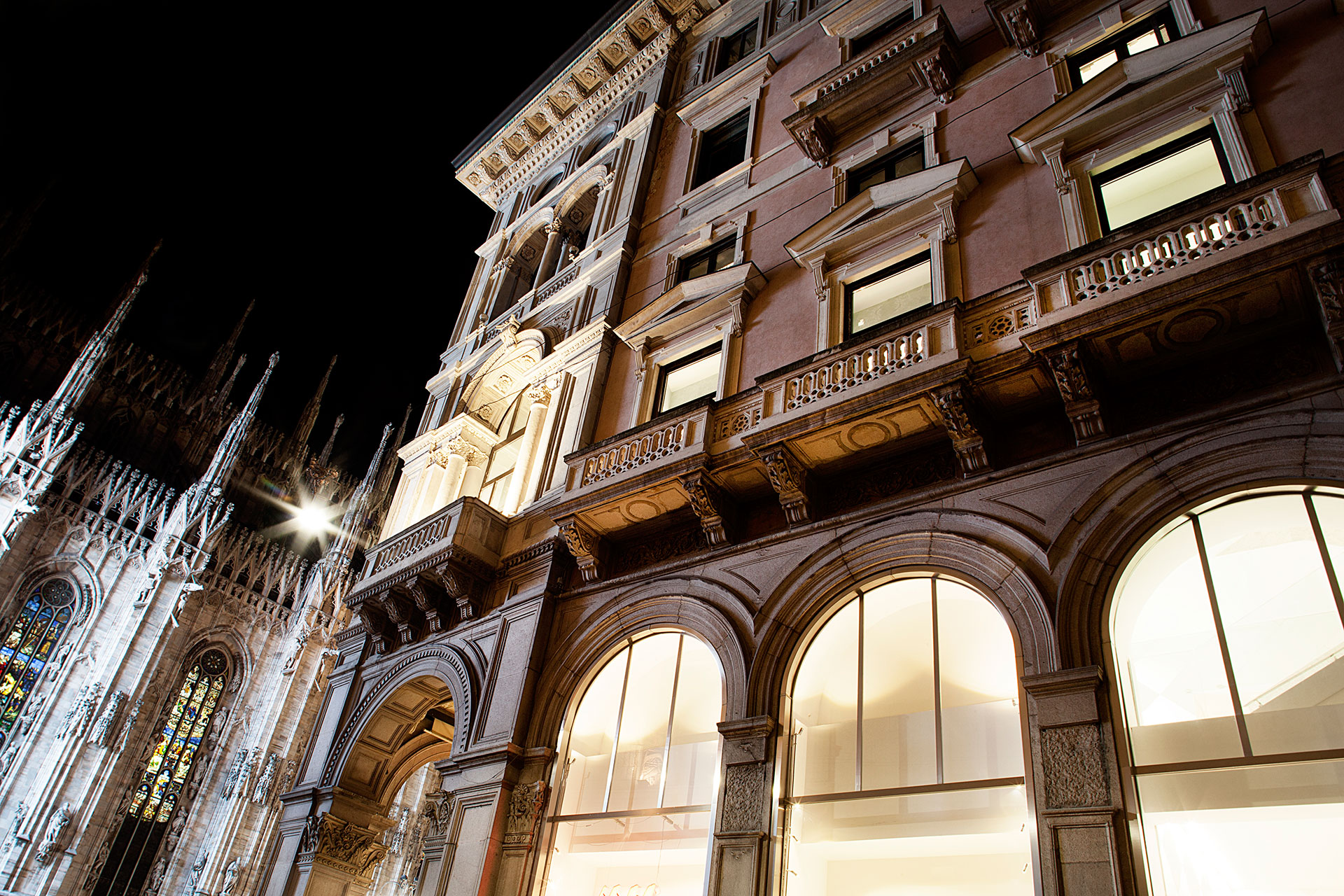 H&m STORE DUOMO by SCE Project
